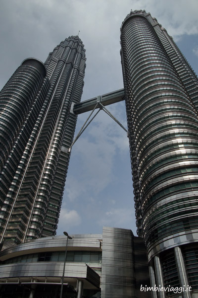 Kuala Lumpur con bambini-petronas tower