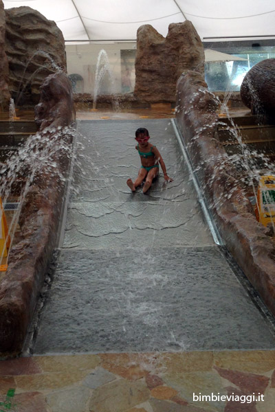 Tamaro Park con bambini - piscina