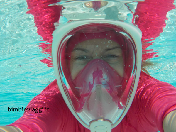 maschera snorkeling easybreath di decathlon bambini Maldive
