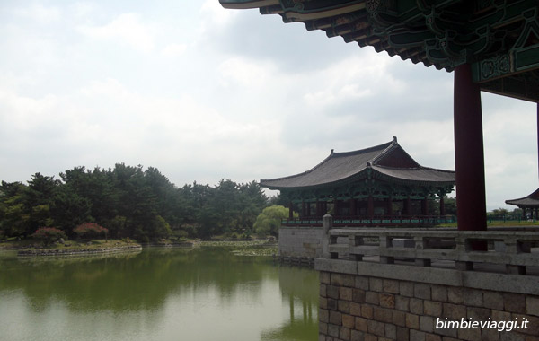 Corea del Sud con bambini - Corea con bambini - tempio sull'acqua
