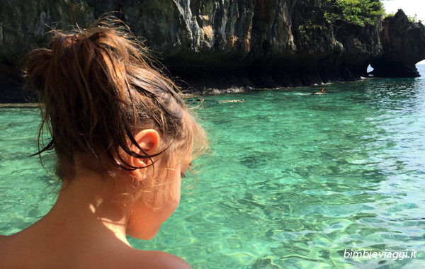 phi phi islands con bambini - Maya Bay - vacanza in thailandia con bambini