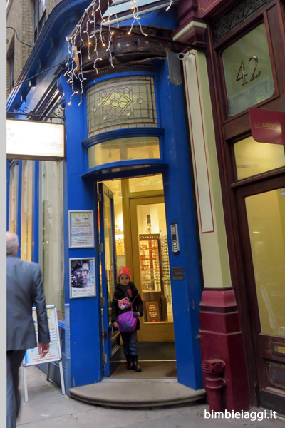 Porta Azzurra Harry Potter - Itinerario Harry Potter a Londra con bambini