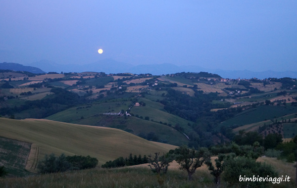 In campeggio sui Monti Sibillini-luna