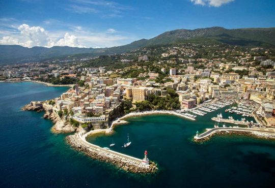 Vacanza in Corsica: oltre il mare c’è di più