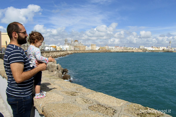 Andalusia con bambini - cadice lungomare