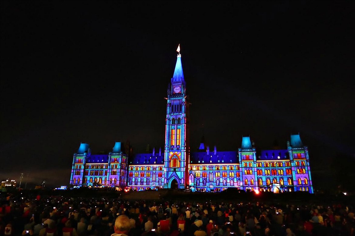 parliament hill ottawa