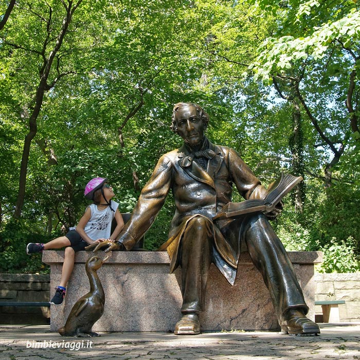 9 giorni a new york central park statua di andersen
