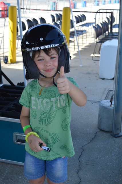 Circuito Nascar di Daytona florida con bambini