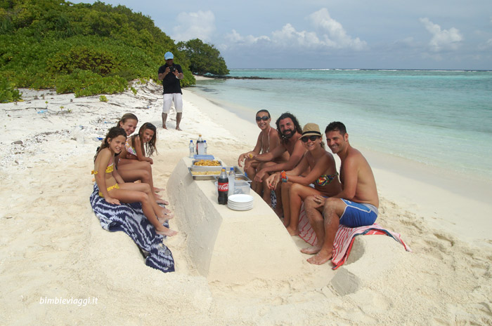 veyo retreat guesthouse maldive atollo di thaa pranzo 
