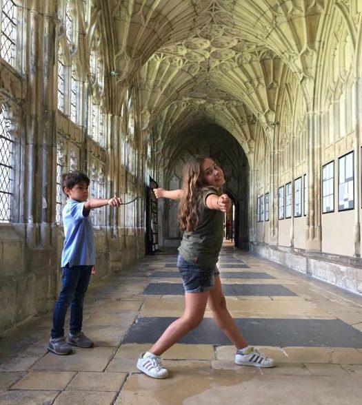 Cattedrale di Glouchester - inghilterra del sud con bambini