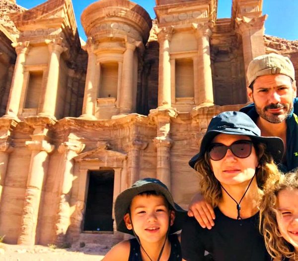 Petra con bambini - giordania con bambini - viaggio in giordania per famiglie