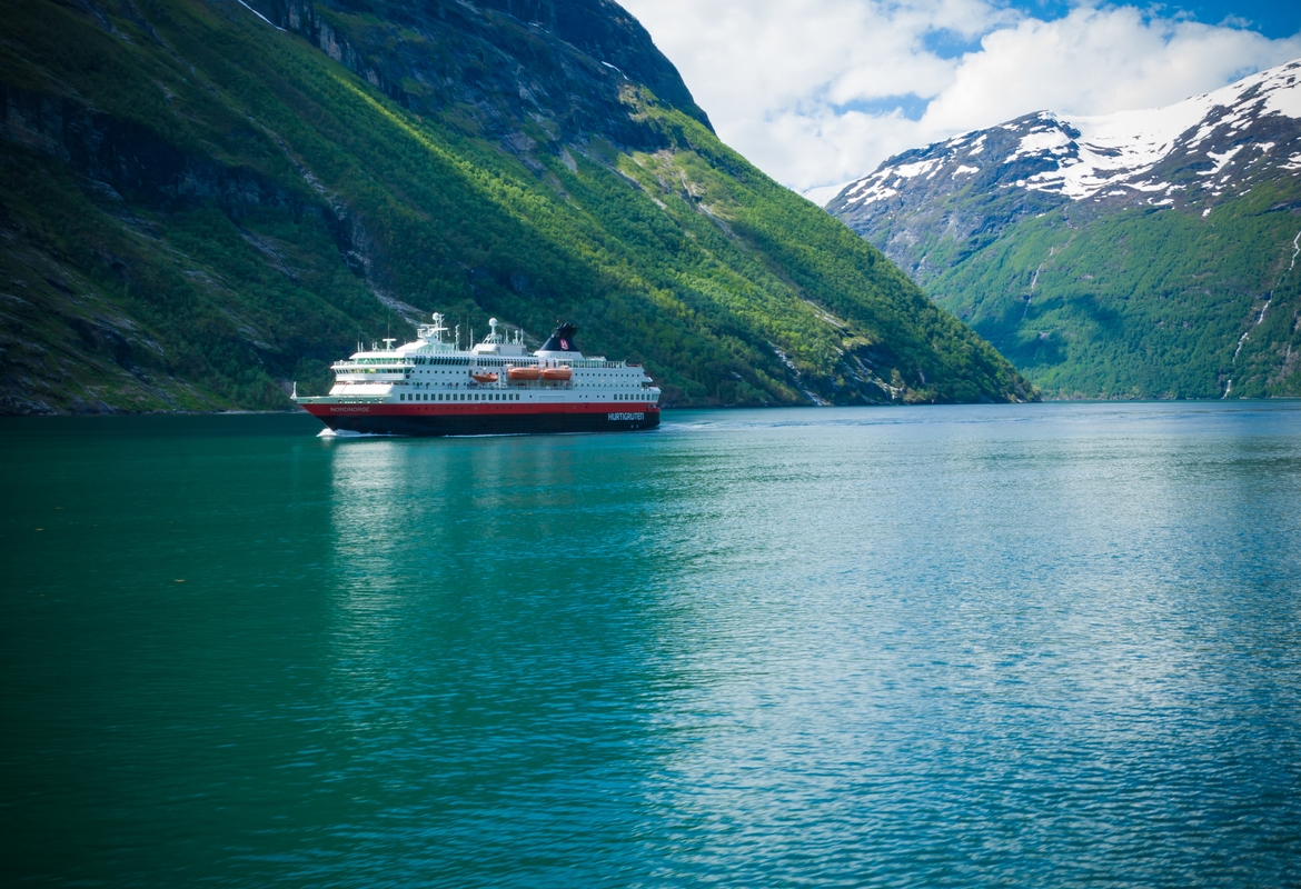 Crociera tra i Fiordi Norvegesi con bambini a bordo dell'hurtigruten