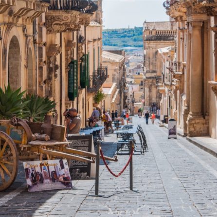 Sicilia Barocca con bambini: primavera nella Sicilia sud-orientale