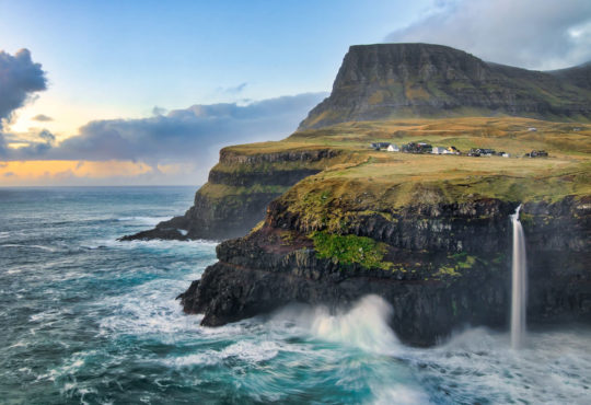 Come organizzare un viaggio on the road alle Isole Faroe con bambini