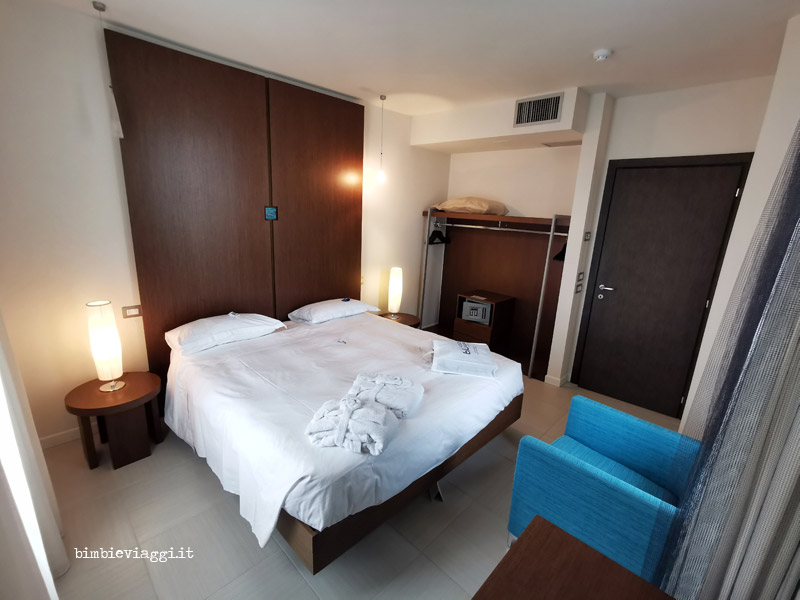 blu-suite-igea-marina-camera