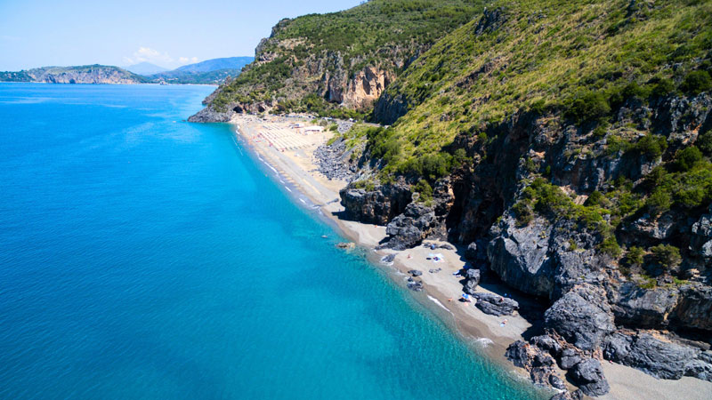 Cilento con bambini spiaggia marina di camerota