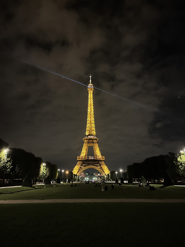 interrail in europa viaggio di maturità parigi torre eiffel