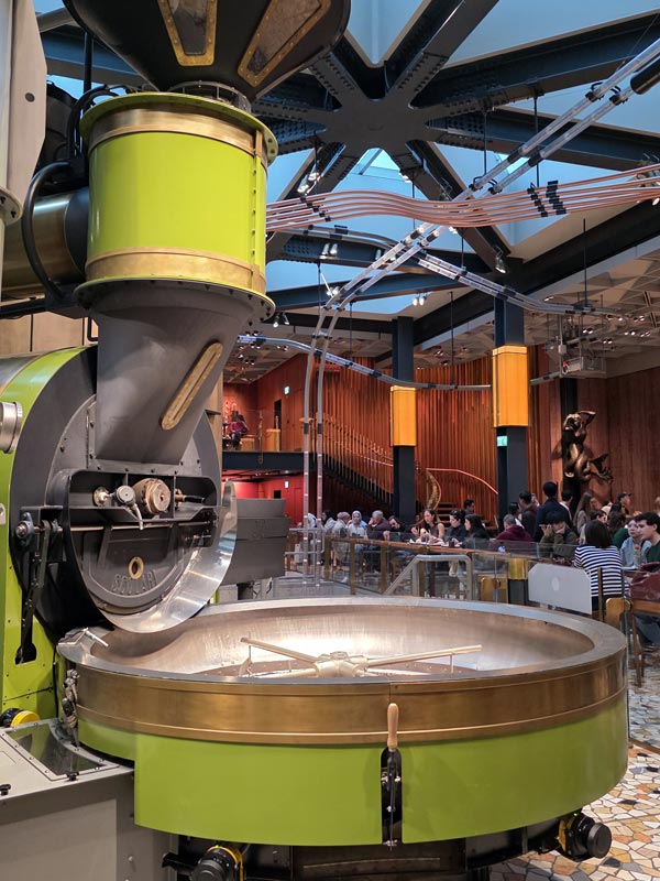 milano con adolescenti starbucks reserve roastery