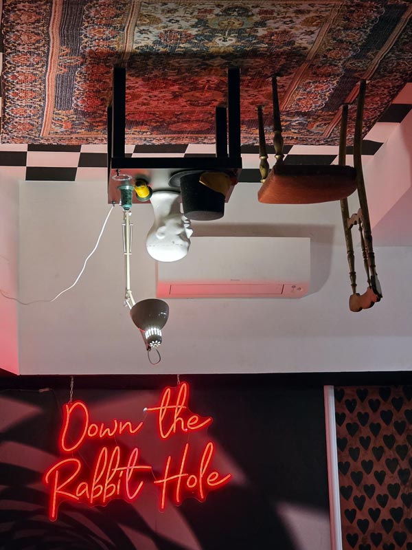 milano con adolescenti the rabbit hole