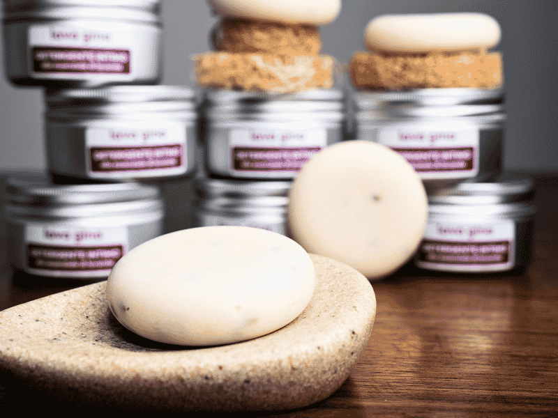 prodotti solidi da viaggio cosmetici solidi viaggio con bambini